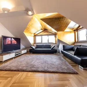  Apartment Easy Penthouse
