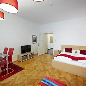 Stadthalle - Familycityapartment Viena